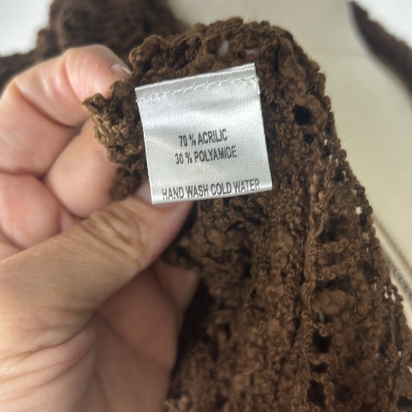 Hand to Hearts crochet soul warmer long vest NWT - Picture 7 of 9